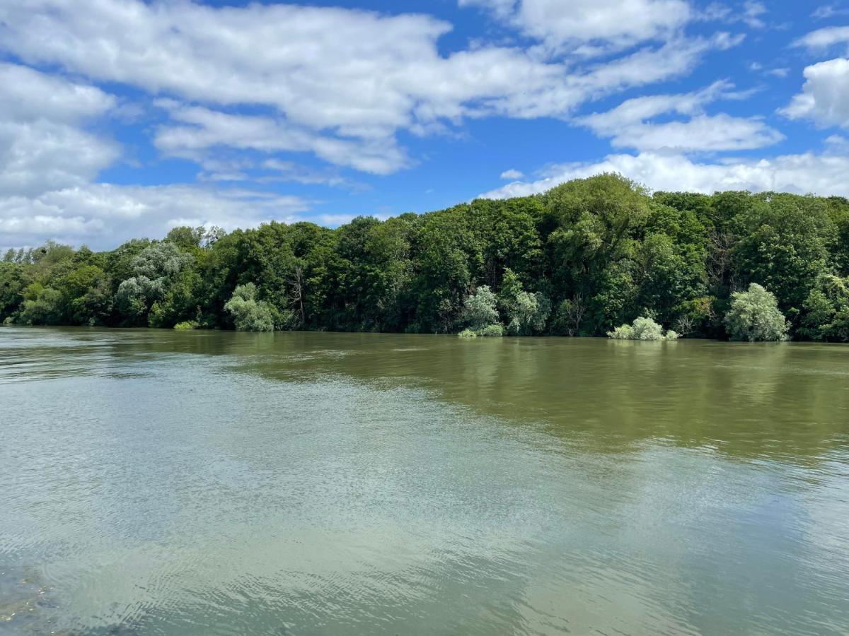 Paris Ile Du Roi Campsite Triel-sur-Seine